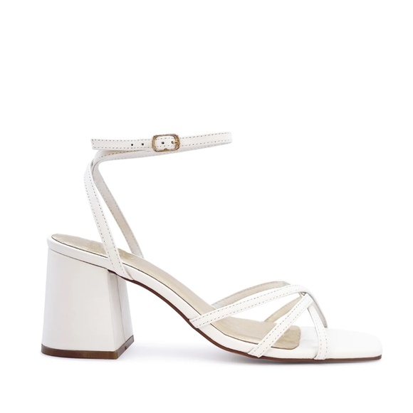 Radiant Ivory Bridal Sandals - Picture 3 of 7
